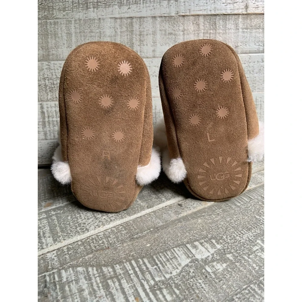 UGG Lassen Baby Bootie Brown Suede Fur Trim Slip On Lined Comfort 12-18 Months